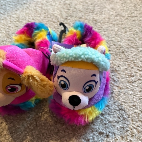 Paw Patrol Slippers NEW Sz 11/12 Pink Tie Dye Rainbow Skye Everest Dog - Picture 4 of 5